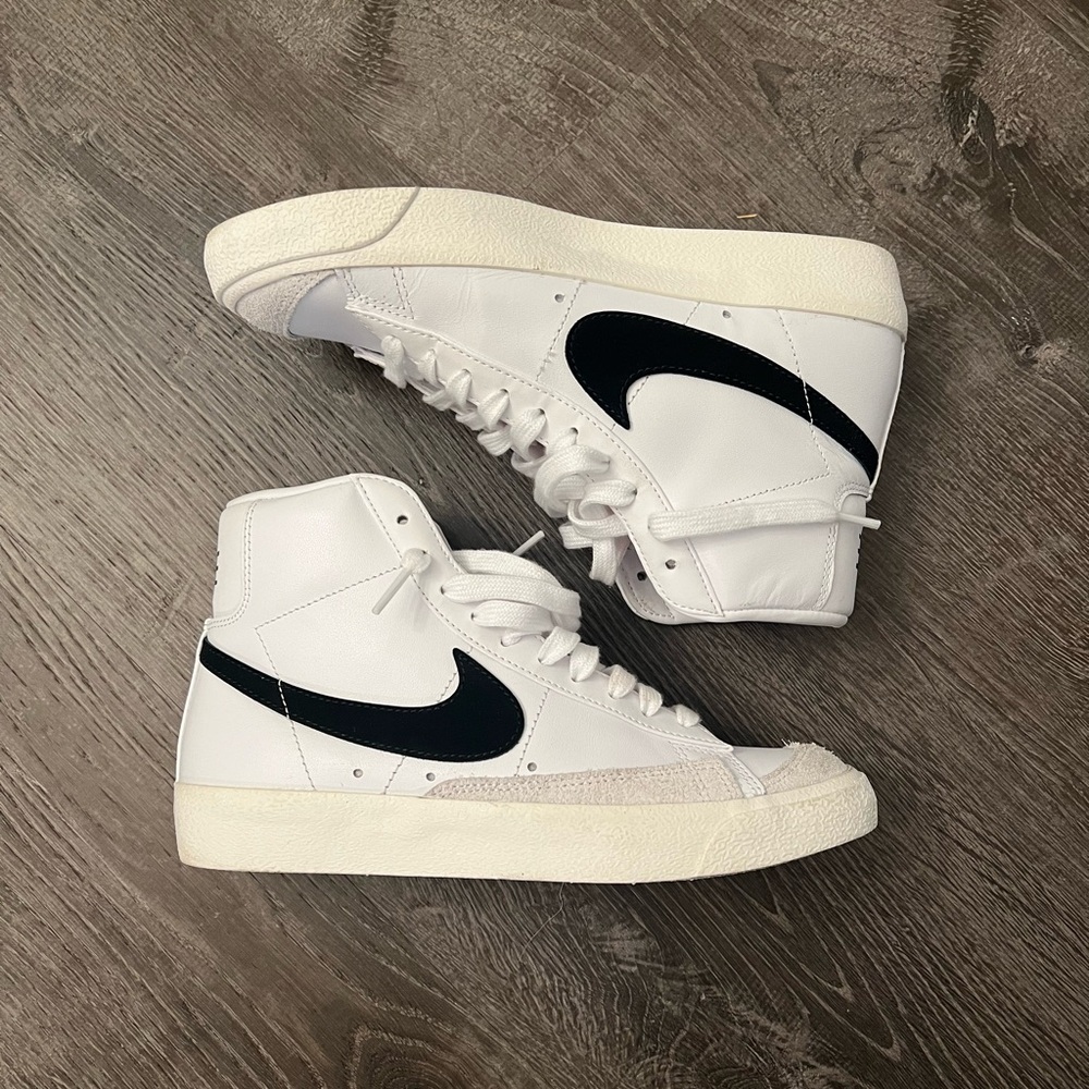 Nike Blazer Mid ‘77